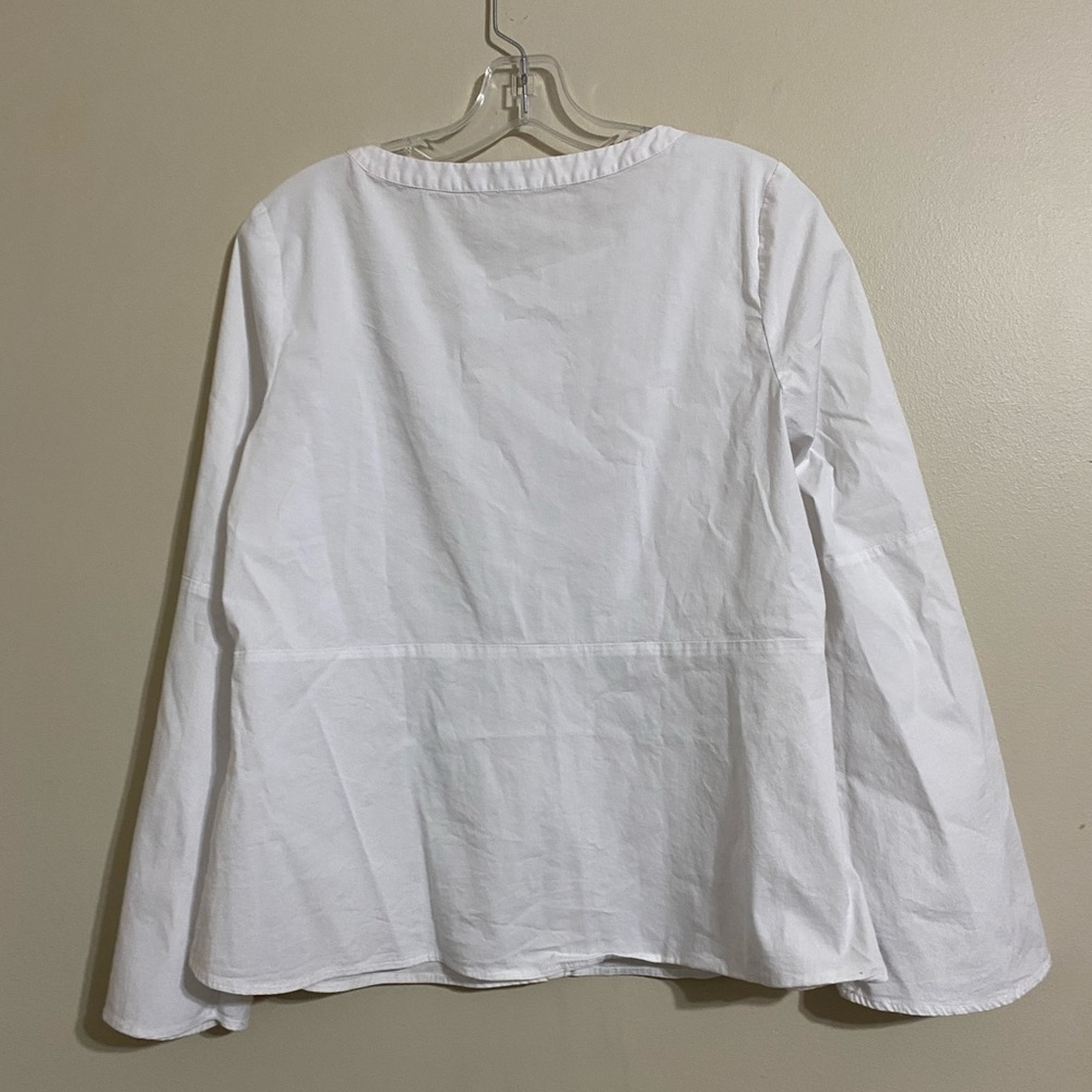 Halston white stretch button up blouse flare sleeve M - Picture 4 of 4